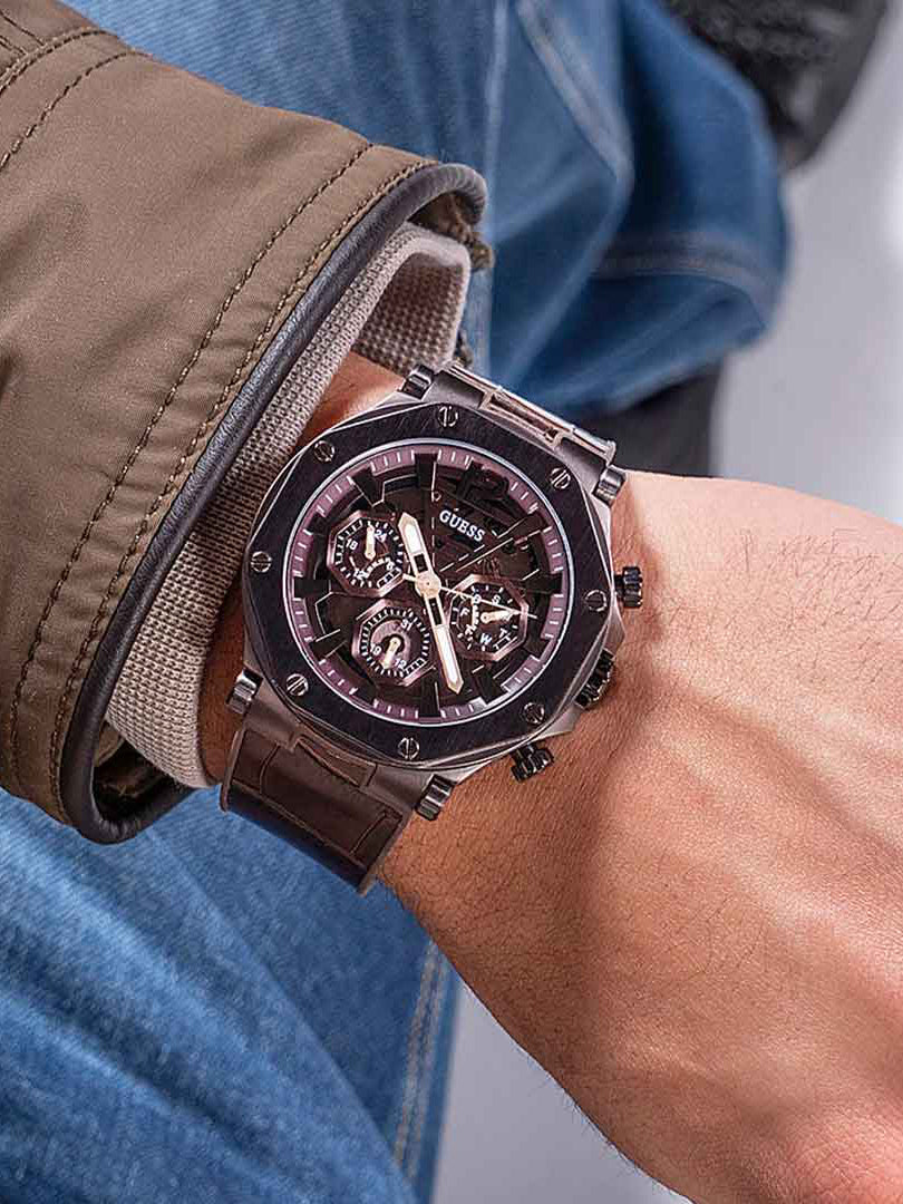 GUESS Mens Edge Multi-function Watch, GW0492G2