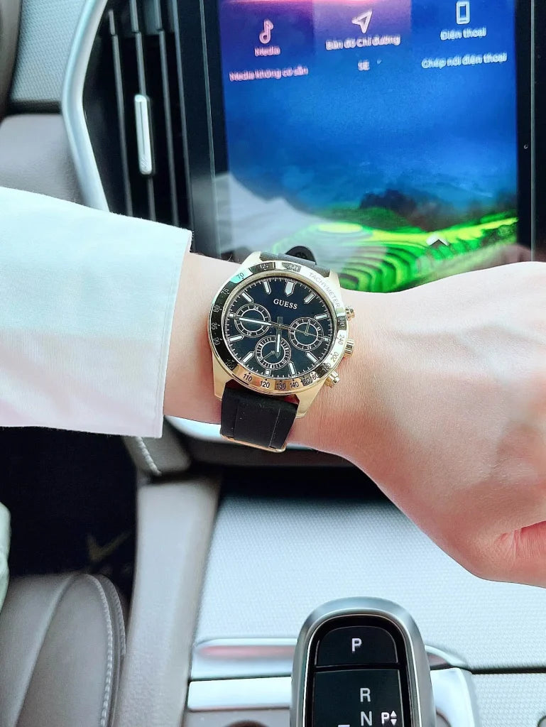 GUESS Men’s Sport Casual Multifunction, GW0332G2